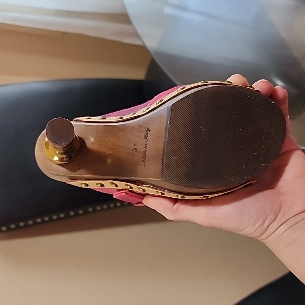 Louis vuitton mules